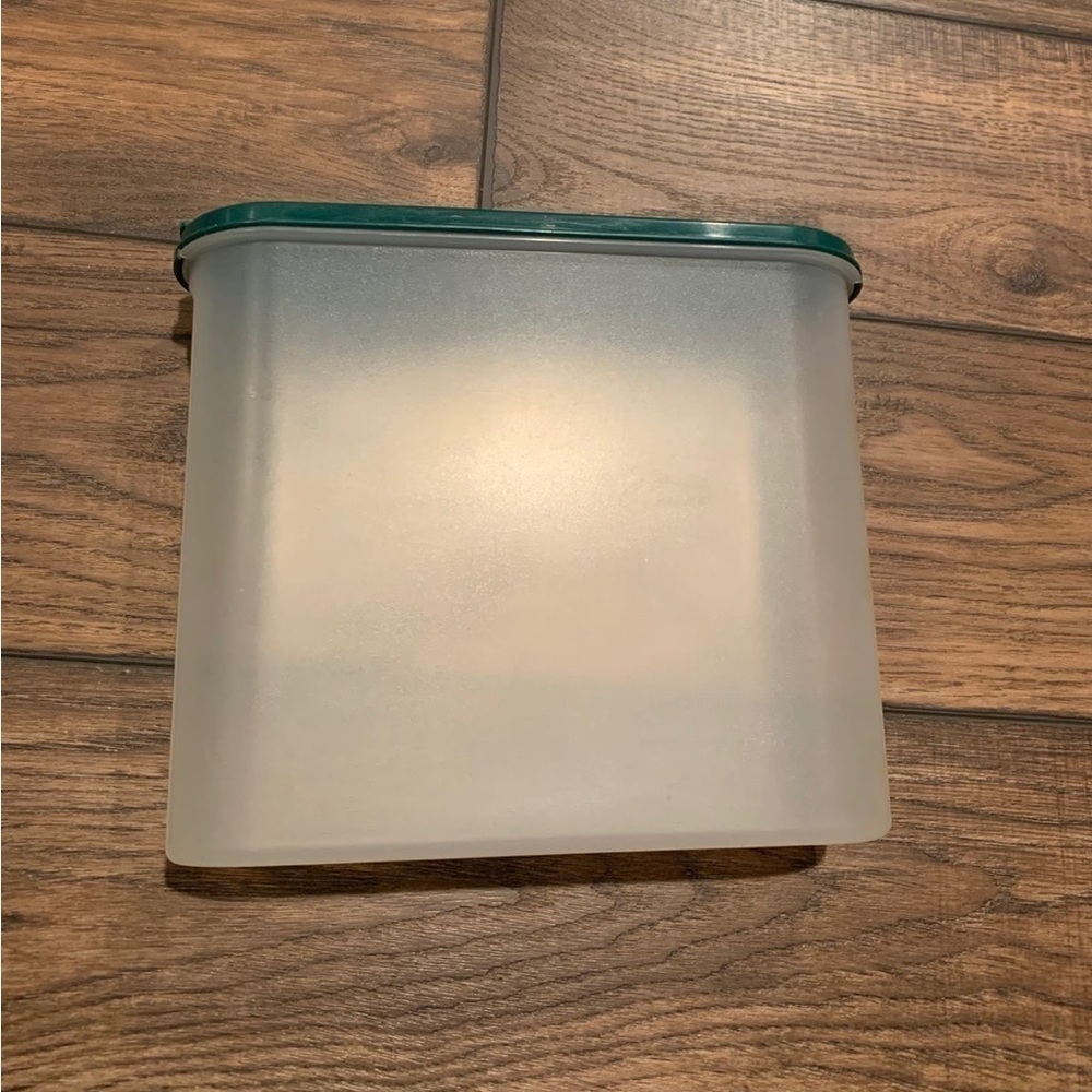 Tupperware Modular Mates Oval Container 3.9L 2351D-2 Green Lid
